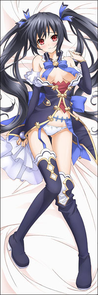 File:HDNA-Noire Dakimakura (Cospa) (Side A).png